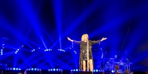 Carly Rae Jepsen auf Tour mit HEX-Scheinwerfern von High End Systems