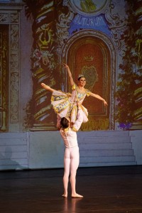 Rafael Mendoza and Elation light ballet’s premiere dancers