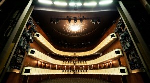 Thalia Theater Hamburg erweitert Beschallungskonzept mit Alcons Audio