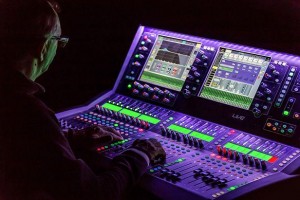 Allen & Heath dLive mischt „Schloss in Flammen“