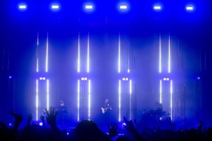 Alt-J mit Impression X4 Bar 20 von GLP auf Tour