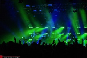 TTL und Stagelight investieren in Elation ACL 360 Bars