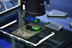 Neue grüne Osram-Laserdiode für industrielle Anwendungen verfügbar