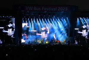 Die Fantastischen Vier, Rea Garvey und Zoe Wees beim VW Bus Festival 2023 in Hannover