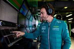 Epos veröffentlicht Headset-Sonderedition in Aston Martin British Racing Green