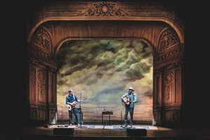 Adlib supplies lighting and sound equipment for Ray LaMontagne’s acoustic tour