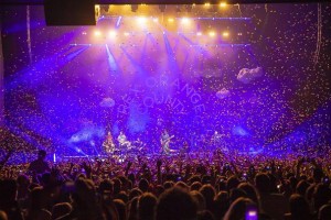 Rex Orange County on tour with Robe moving lights