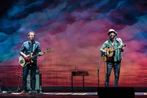 Adlib supplies lighting and sound equipment for Ray LaMontagne’s acoustic tour