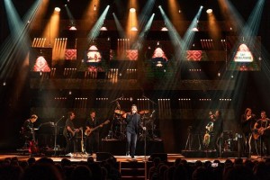 Martijn Steman and Chauvet create looks for Jan Smit tour