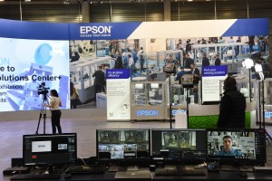 Epson weitet Hybridstand-Konzept auf den Fachbereich Business Systems aus