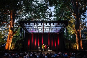 Elation Proteus Lucius im Wiener Theater im Park installiert