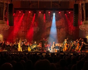 Herbert Pixner Projekt und Berliner Symphonikern mit Vio-Systemen von dBTechnologies auf Tour