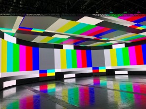 ROE Visual delivers 70 million pixels for Hyperbowl virtual showroom