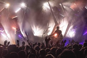 Ayrton MagicBlade-FX chosen for Sylvan Esso tour