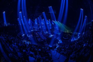 Henk-Jan van Beek setzt Lichtdesign beim Eurovision Song Contest mit Robe um