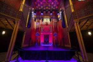 AVL equips Rumbach Street Synagogue with Robe
