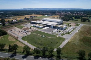 Harting nimmt neues Logistikzentrum in Betrieb
