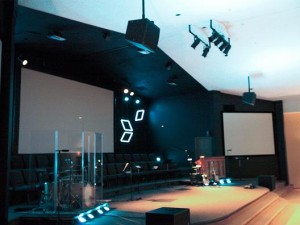 WorxAudio X2i-P line arrays installed at church in Des Moines