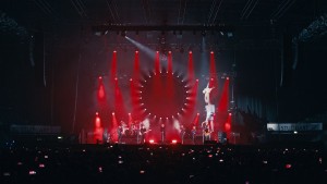 Tom Mumby lights The Australian Pink Floyd Show with Robe