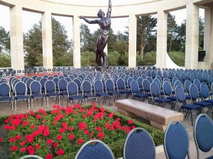 Arena Mietmöbel liefert Mobiliar für D-Day-Feierlichkeiten