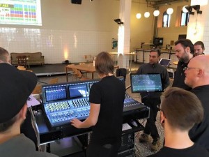 Neue Avid Operator-Trainings für Venue-Systeme